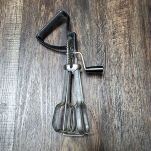 Vintage Ekco Hand Mixer